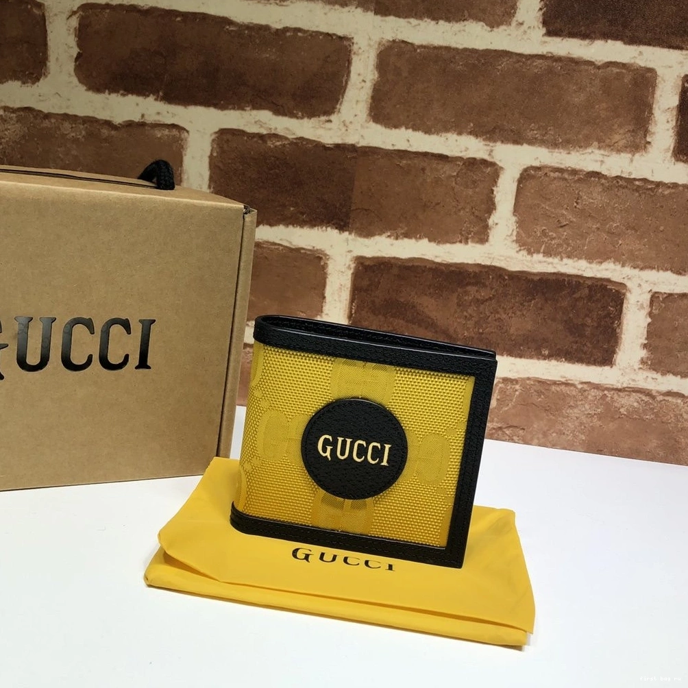 The wallet GUCCI Off Grid billfold 0712